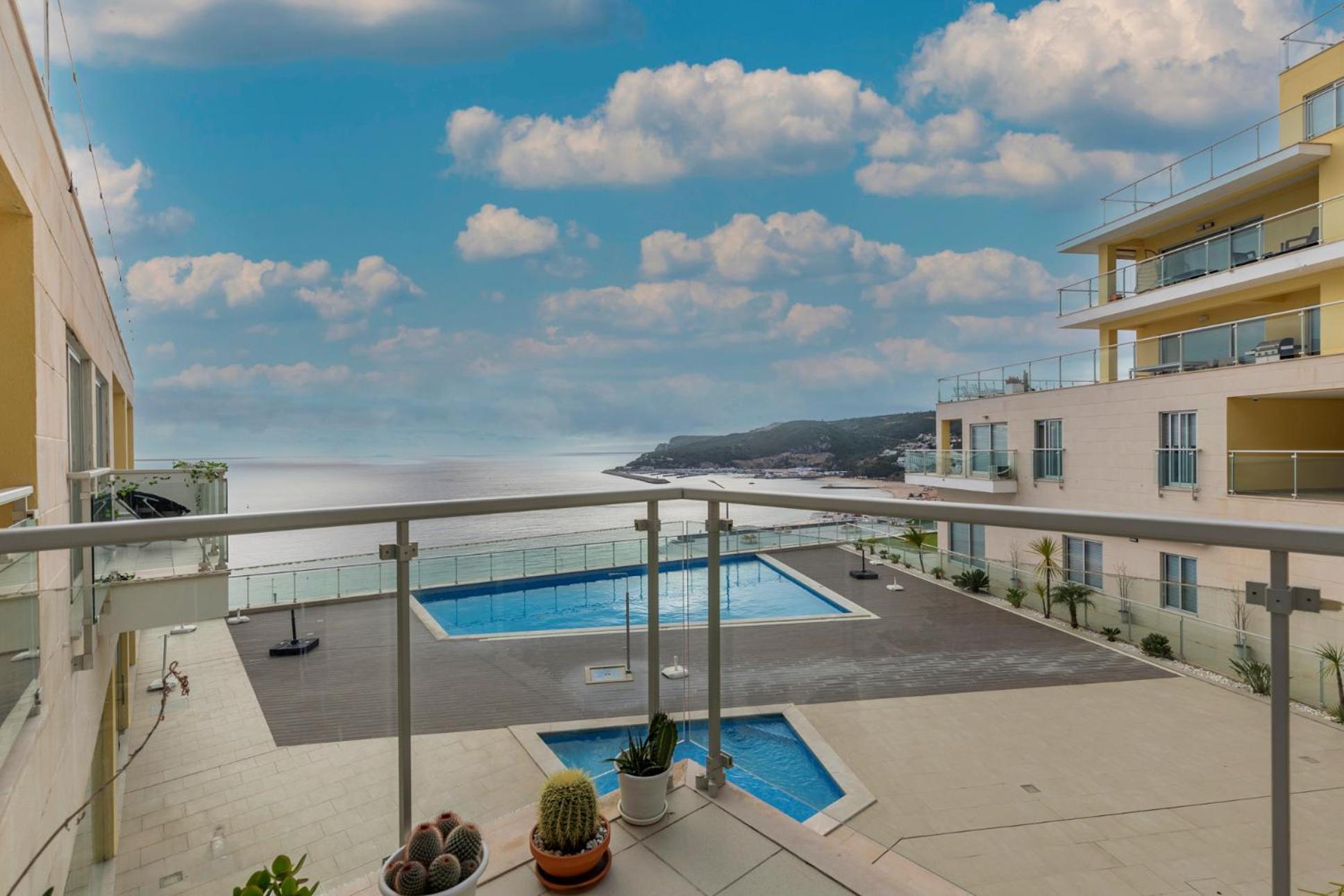 Cliffs Apartment - Astonishing View Over Sesimbra Bay By Trip2Portugal Экстерьер фото